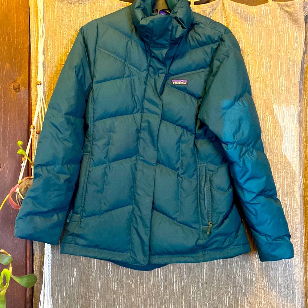 Patagonia Women’s Down With it Parka Piki Green M